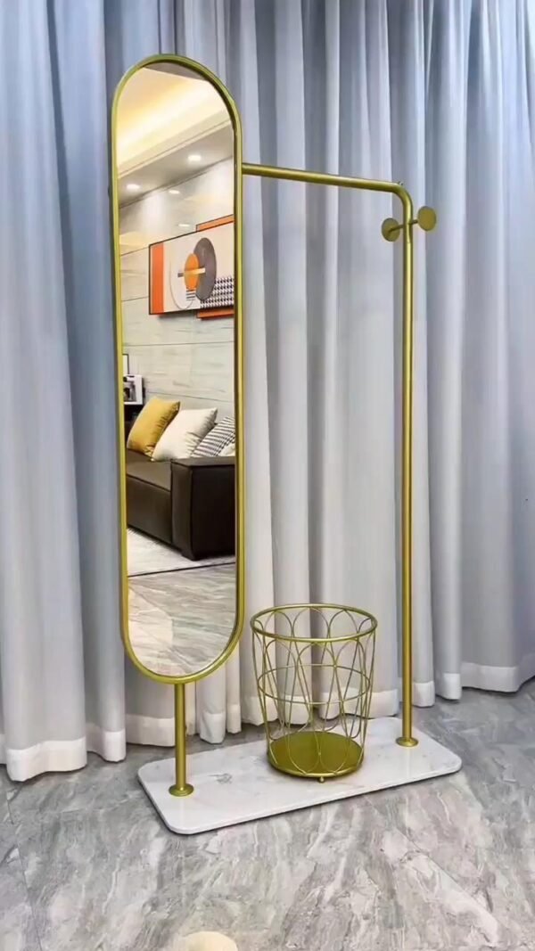 Portant miroir sur pied avec panier