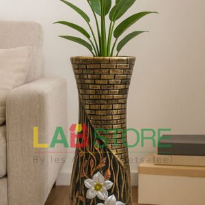 Vase colonne sculpté – Effet brique & motif floral