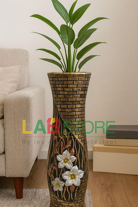 Vase colonne sculpté – Effet brique & motif floral